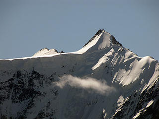 zoomed-mountain-views-2