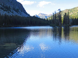 Abernathy in the background of Louis Lake.