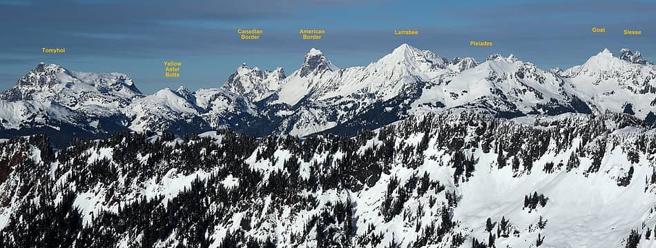 Looking north to Tomyhoi and the Border peaks