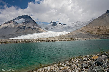 Lake next to the Ethelweard glacier