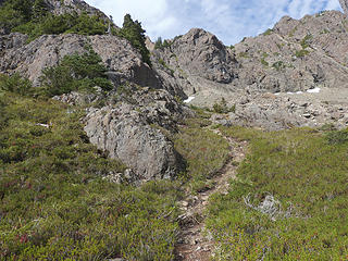 Nice dirt booth path along Route A