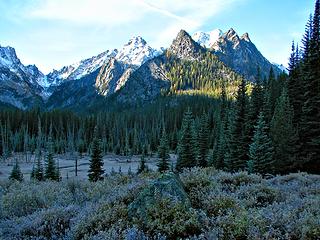 Lake Stuart meadow, frosty sunrise, October 14, 2007