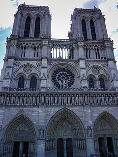 Notre Dame facade