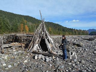 Kitty Nisqually River Levee 102819 02