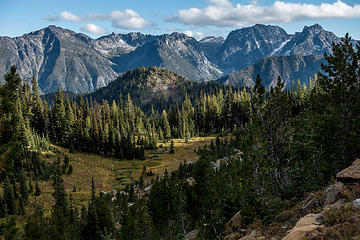 pretty light on meadows and enchantment range