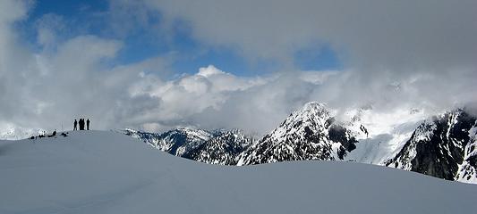 Waiting for clouds to clear at Blister summit (Mineral Mountain on right)