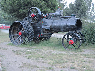 One of several old tractors that I saw during the trip.