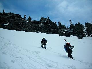 The ramp route we tried begins in that snow finger you see starting out at the left there...notice the snowballs and their trails.