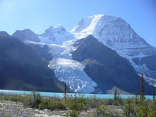 Berg Glacier and lake