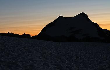 Silhouette of Greg & Whatcom, 9:33pm