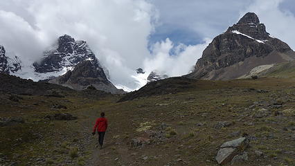 Hiking towards the glacier