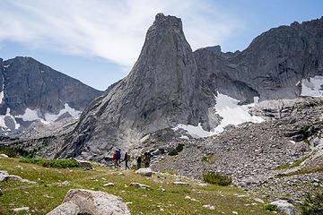 family backpackers in the cirque