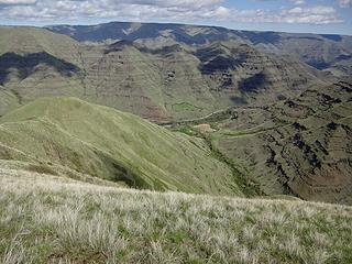 The ridge ascent thus far. I started right at the farmhouse.