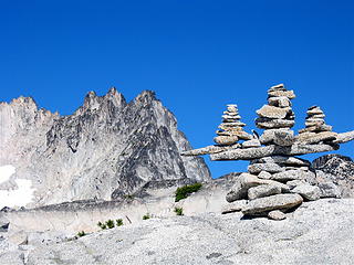 Cool cairn at top of Aasgard Pass