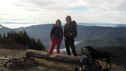 Shona and Melissa at the tower just below the true summit.