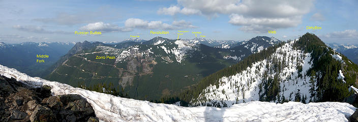 Pano from Mailbox summit. Includes Russian Butte, Revolution, Thompson Point, Web Peak