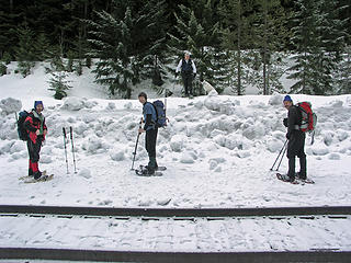 Matt, Justus, Tom, Jasper, and Steve ready to head up from the RR tracks.