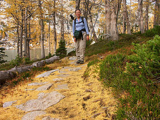 Alti-Babe on rocks and needles