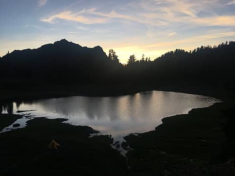 18_Lake Ben & O'Neil Peak at dusk