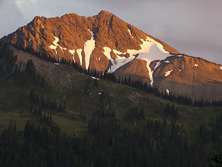 Heading down to the Dose on Lost Pass Trail