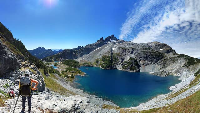 pano - phil,carla descend to chikamin lake