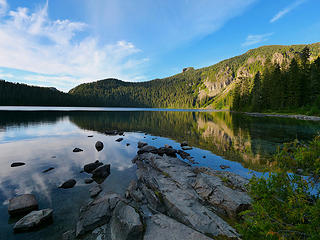 Evening approachs on Mowich Lake