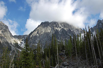 Lingering clouds over Dragontail