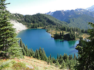 Eunice Lake on way down from Tolmie.