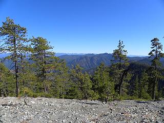 Siskiyou Wilderness off-trail ridge near Twin Valley and Polar Bear Mountain
