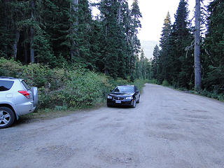 Trailhead parking at PCT trail where it goes to Cutthroat Pass.