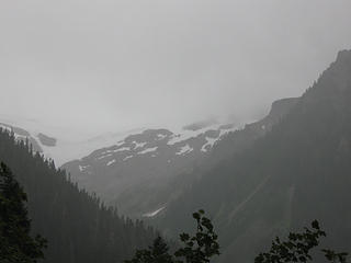 Looking S up Milk Ck cirque from PCT 9/7/2010.  Ptarmigan Glacier.