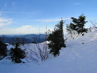 Looking towards benches from Si basin.