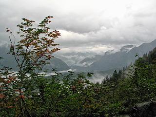 Trace of Fall and a moment of distant views