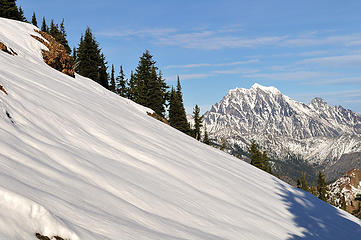 Untouched snow and Mount Stuart