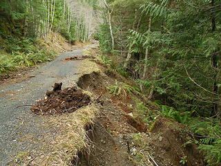 FSR2620 - first indication of roadway erosion