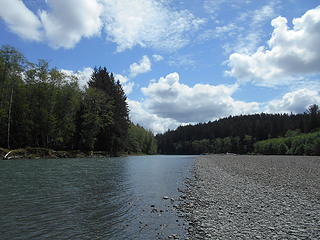 Queets River at Hartzell Creek 051719 05
