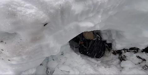 Finishing off exposing the snow shaft into the cave