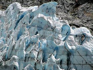 Mt Shuksan, Lower Curtis glacier close