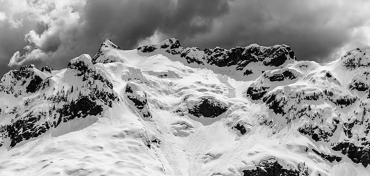The Amphitheater of a thousand Avalanches was quite imposing