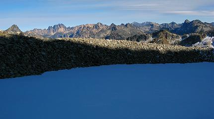 Horizon of peaks viewed from the morraine