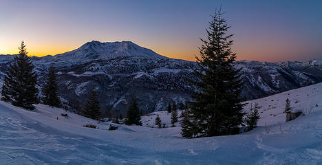 Saint Helens at dawn