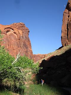 Lori and tall Escalante walls