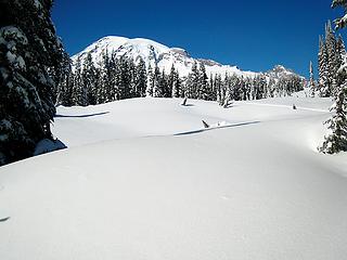 Pristine powder and a power peak