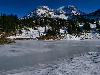 St Andrews Lake frozen