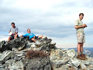 Chilliin on the Chikamin summit