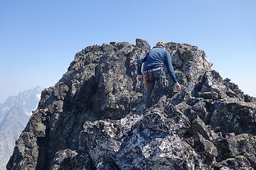 Final summit scramble