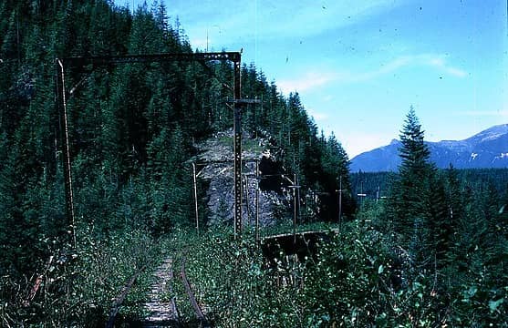 More from Hansen Creek. Not much changed from the last oiperating days (last Milwaukee train went this way on March 15, 1980). Some vandalized track signals but by and large the way it was.