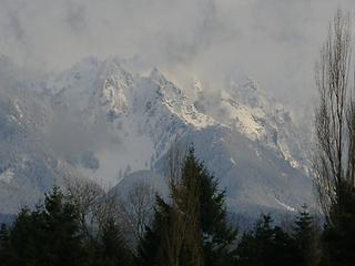 Massing of Wild Sky peaks from Startup town, US Route 2.  01.20.08