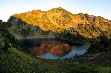 Descending back to Blue Lake