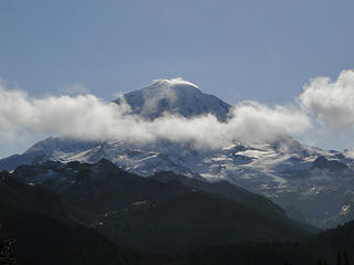 Rainier from trail to Tolmie peak.